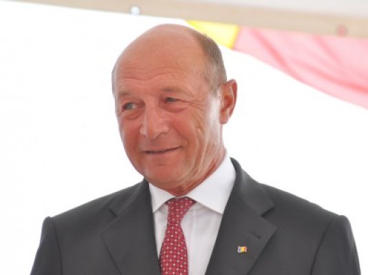 Băsescu: 